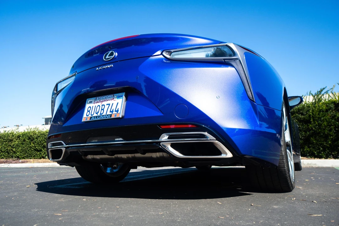 2021 Lexus LC - Image 11 of 31