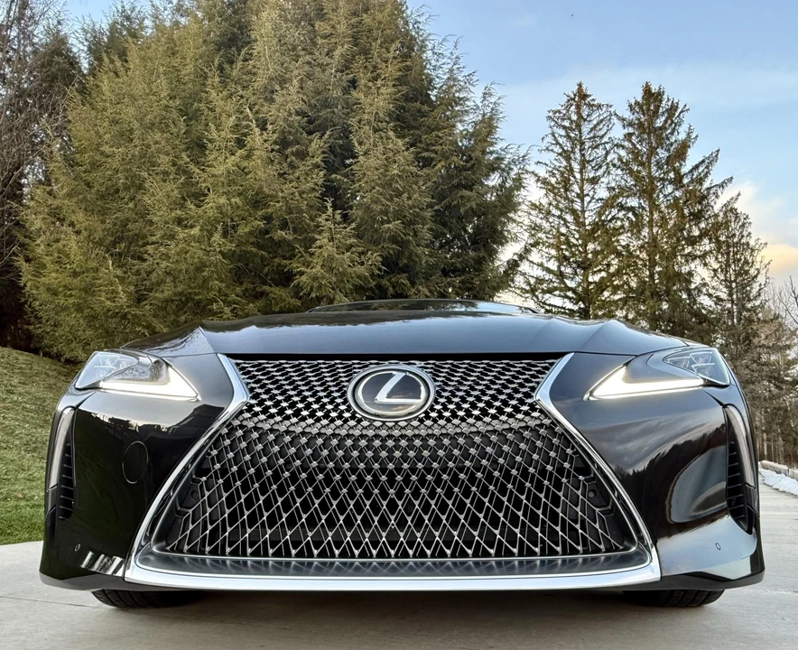 2021 Lexus LC - Image 30 of 31