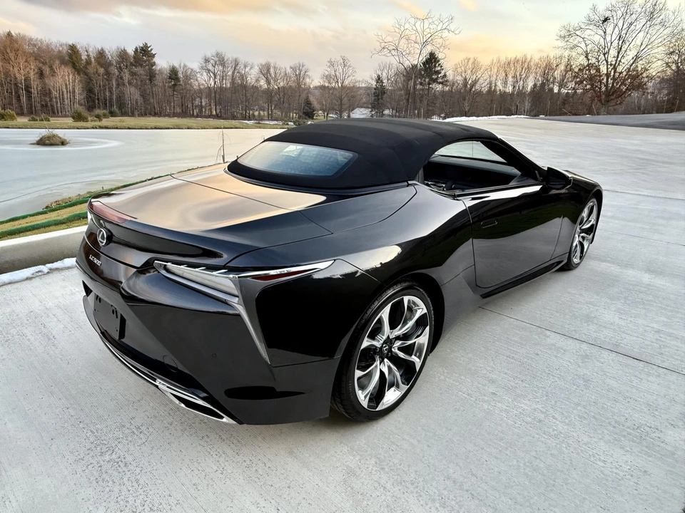 2021 Lexus LC - Image 7 of 31
