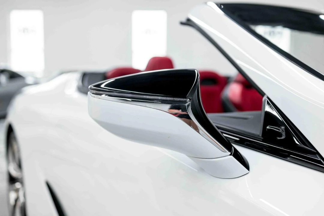 2021 Lexus LC - Image 20 of 31