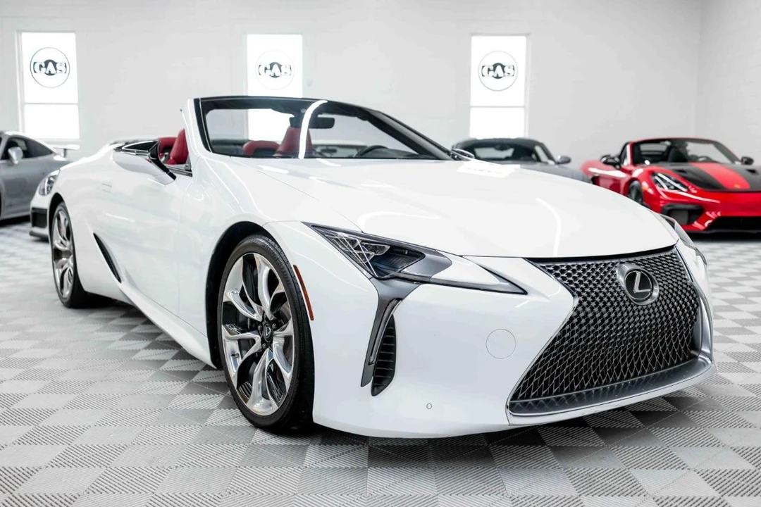 2021 Lexus LC - Image 5 of 31