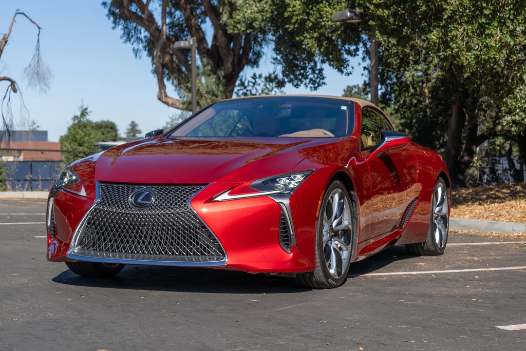 2021 Lexus LC - Image 2 of 31