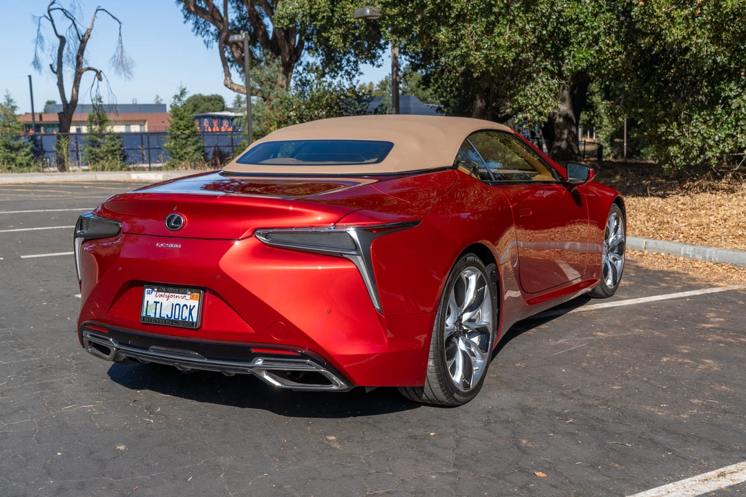 2021 Lexus LC - Image 7 of 31