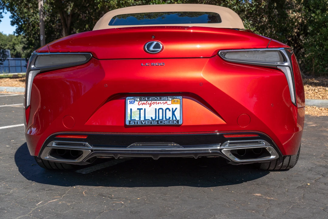 2021 Lexus LC - Image 9 of 31