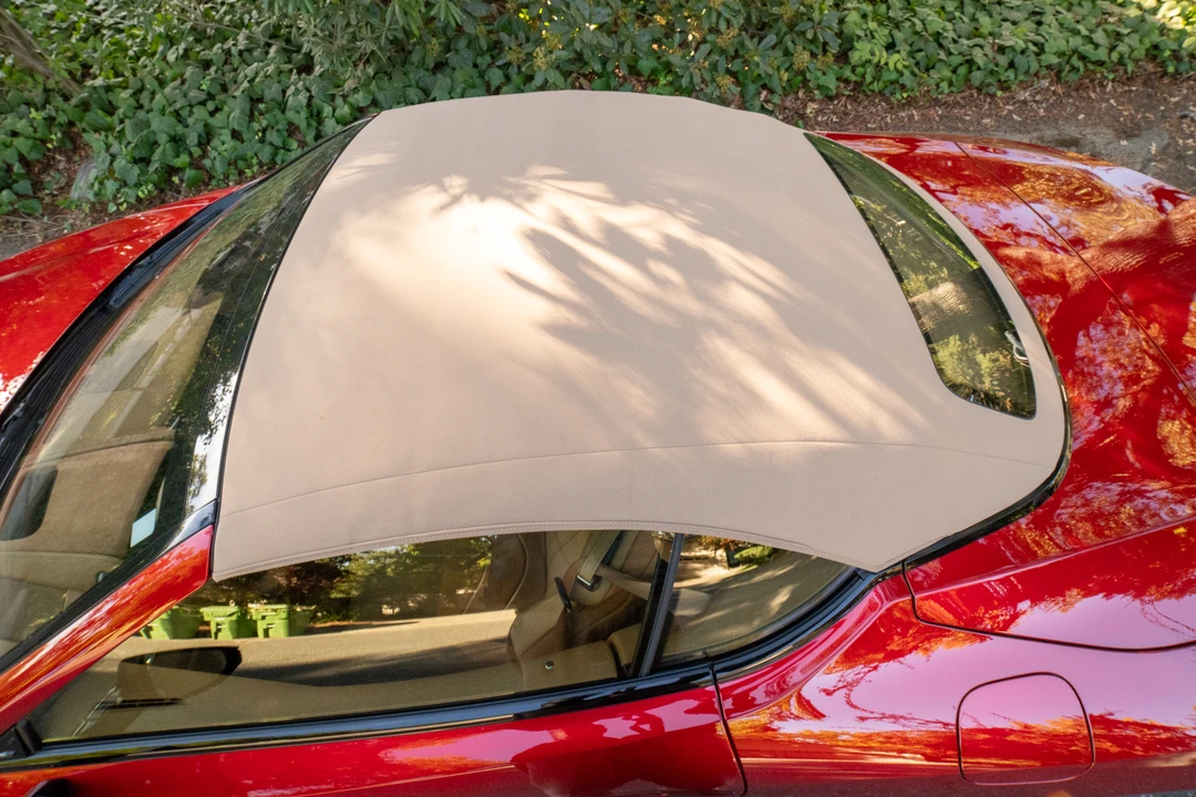 2021 Lexus LC - Image 28 of 31