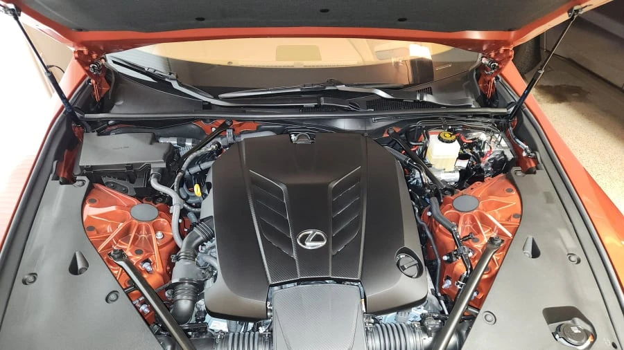 2021 Lexus LC - Image 28 of 31