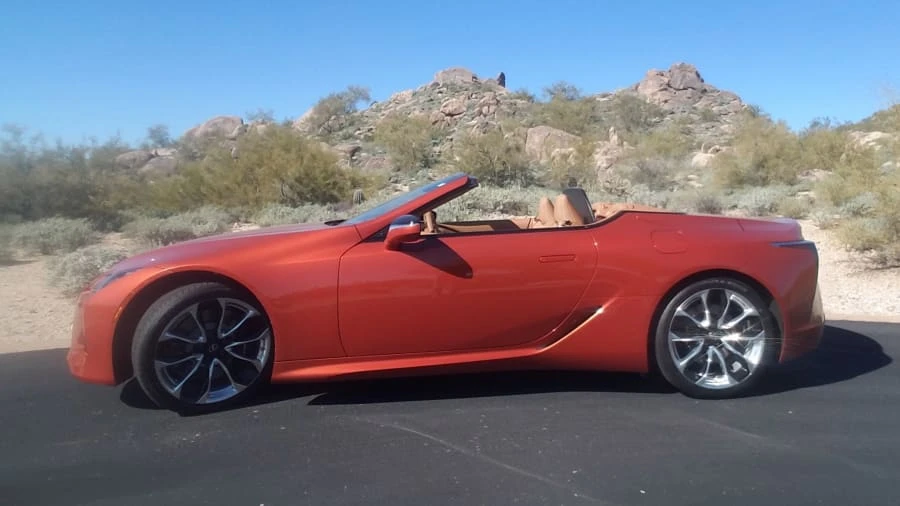 2021 Lexus LC - Image 8 of 31