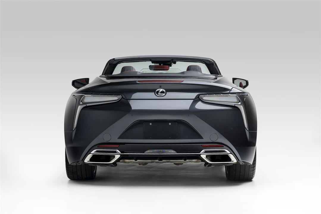 2021 Lexus LC - Image 14 of 31