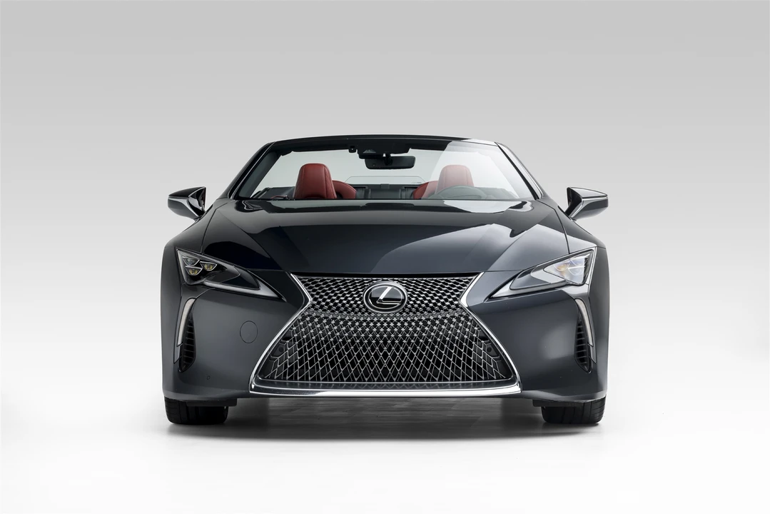 2021 Lexus LC - Image 6 of 31