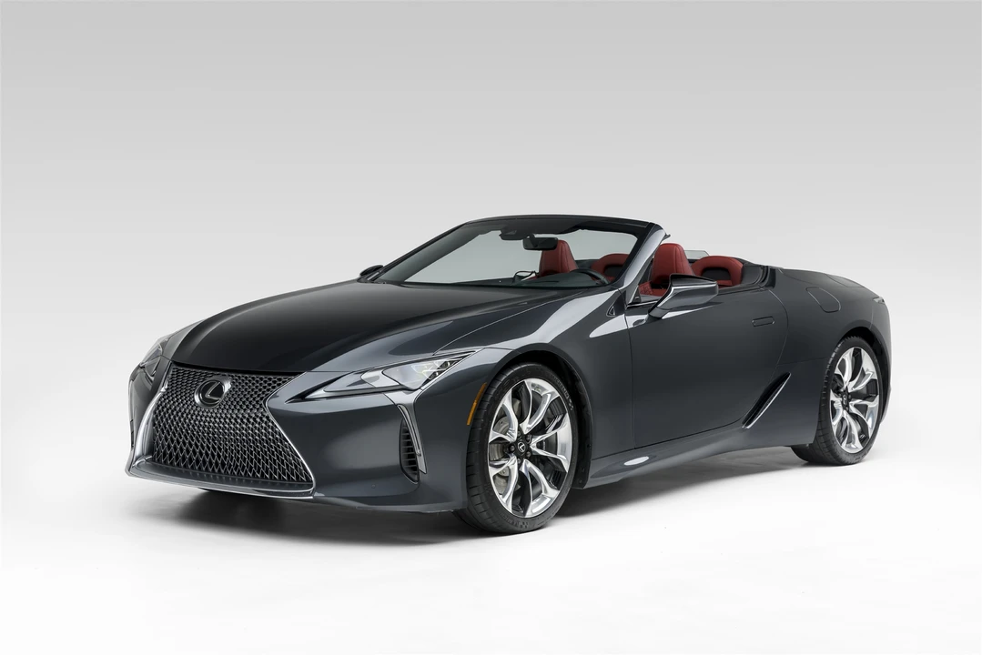 2021 Lexus LC - Image 2 of 31