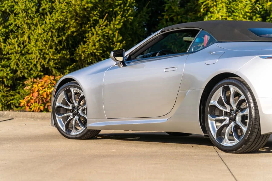 2021 Lexus LC - Image 7 of 26