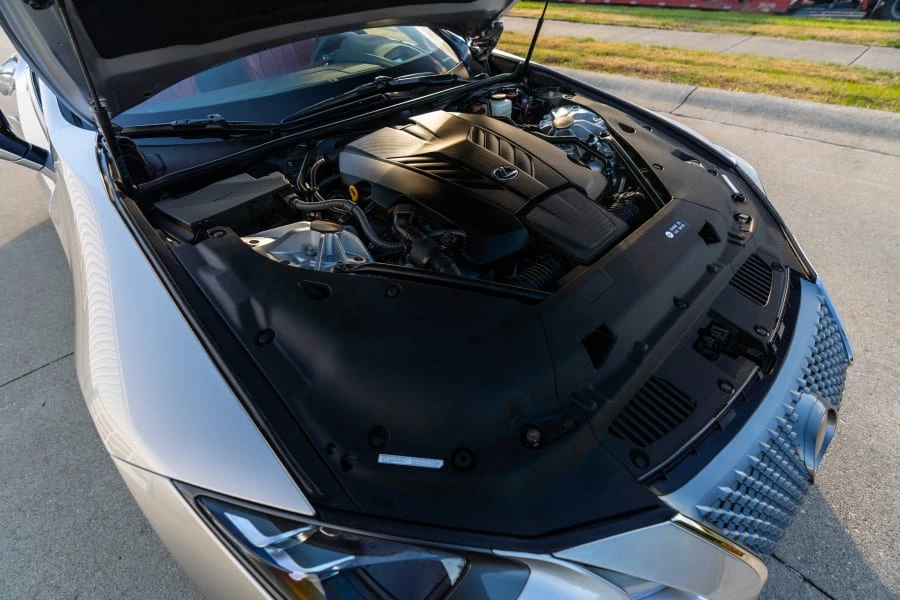 2021 Lexus LC - Image 24 of 26