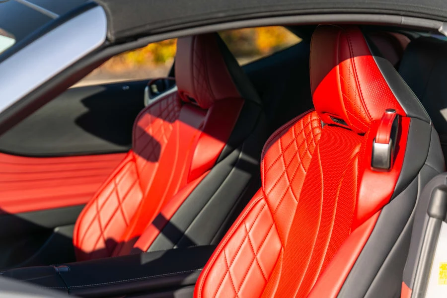 2021 Lexus LC - Image 20 of 26