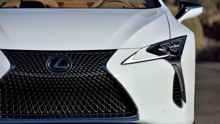 2021 Lexus LC - Image 19 of 26