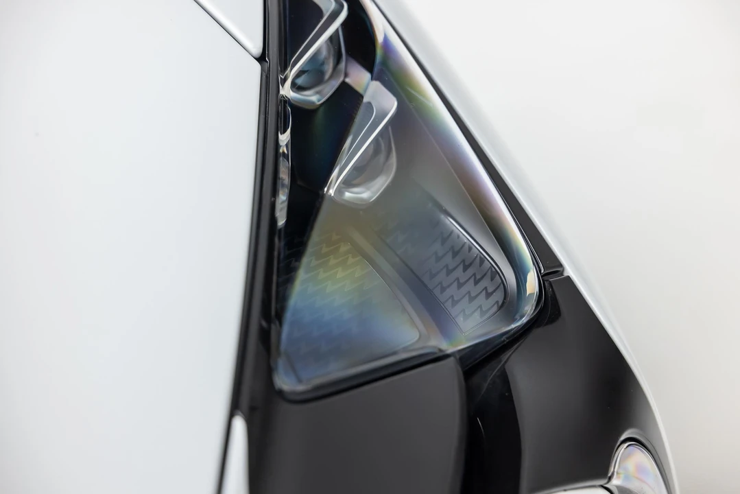 2021 Lexus LC - Image 24 of 31