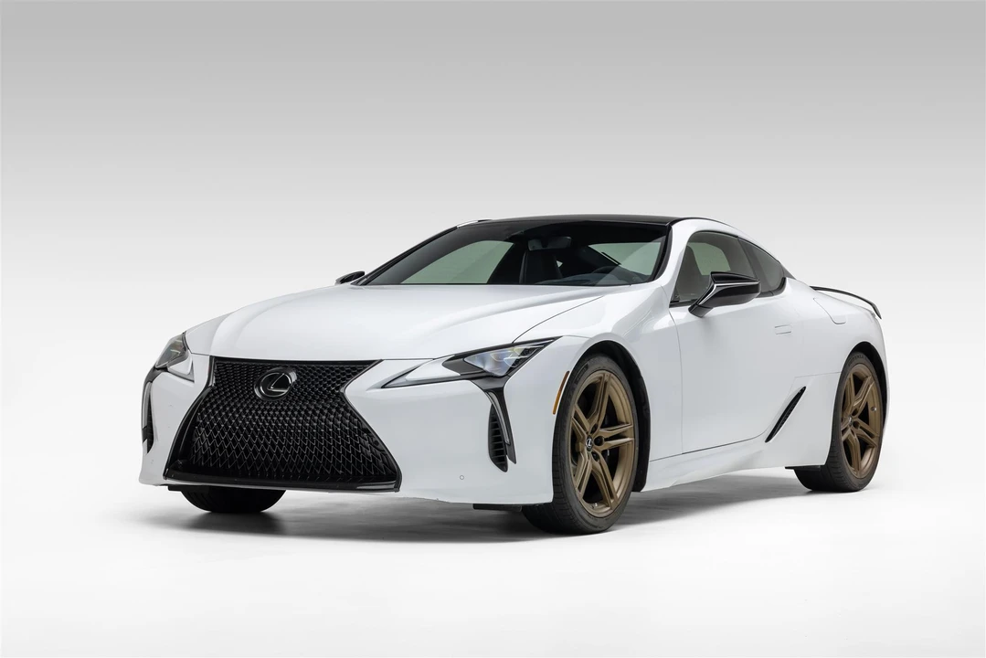 2021 Lexus LC - Image 5 of 31