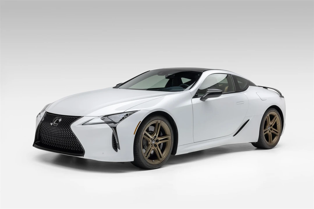 2021 Lexus LC - Image 4 of 31