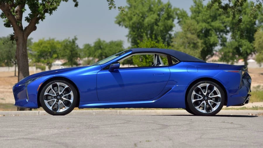 2021 Lexus LC - Image 8 of 31