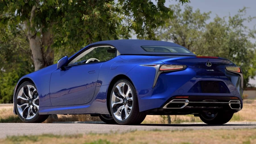 2021 Lexus LC - Image 13 of 31
