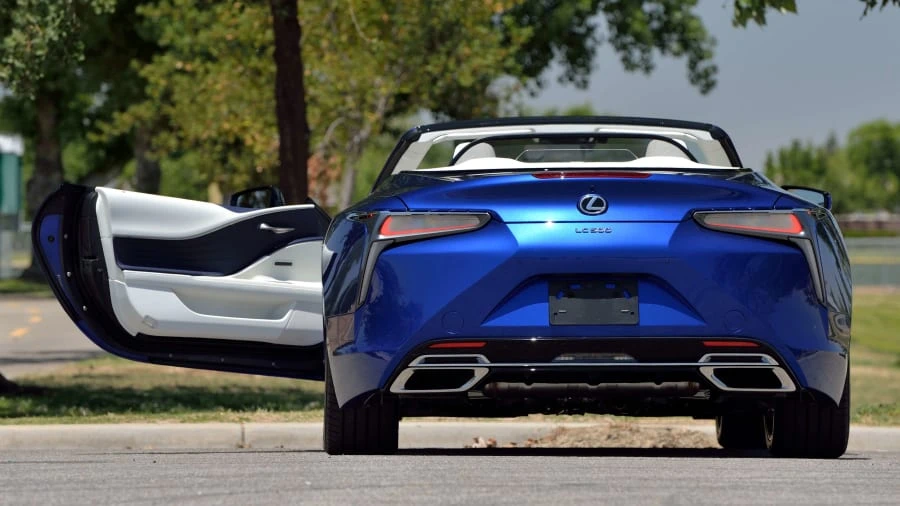 2021 Lexus LC - Image 20 of 31