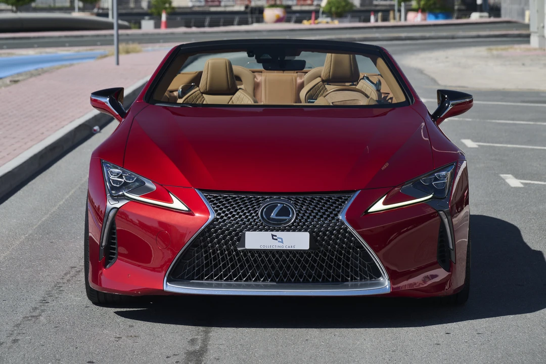 2021 Lexus LC - Image 10 of 31