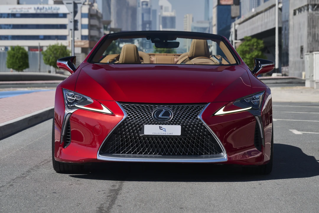 2021 Lexus LC - Image 2 of 31