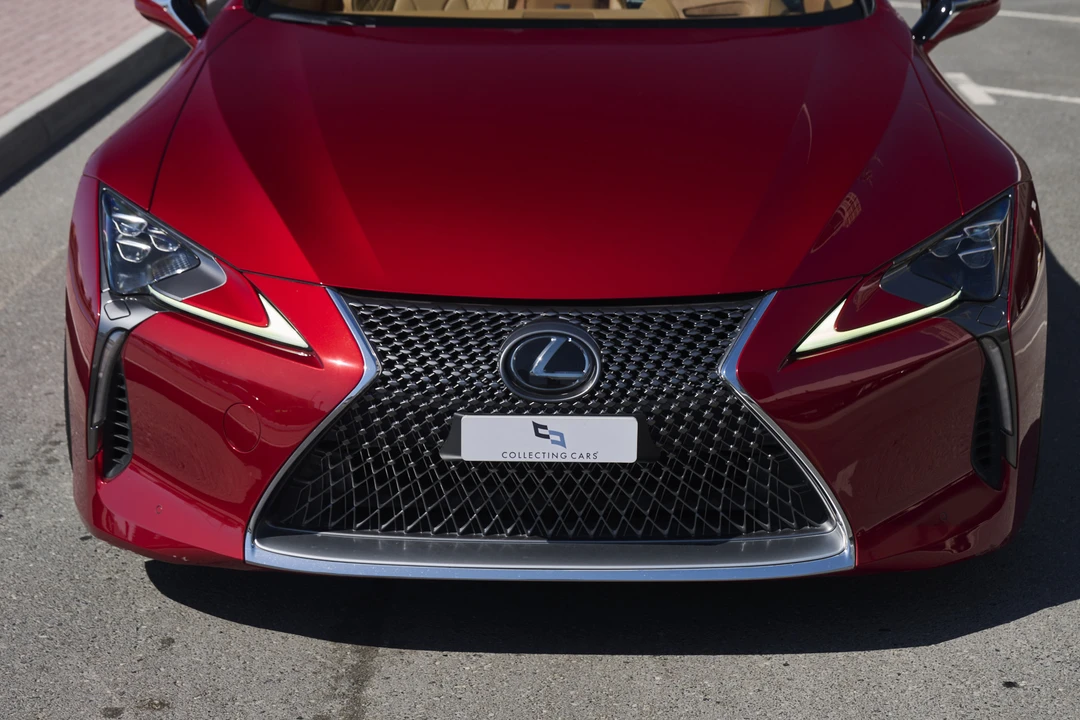 2021 Lexus LC - Image 15 of 31