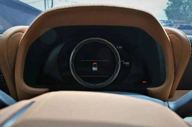 2021 Lexus LC - Image 12 of 21