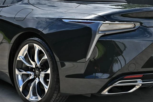 2021 Lexus LC - Image 9 of 21