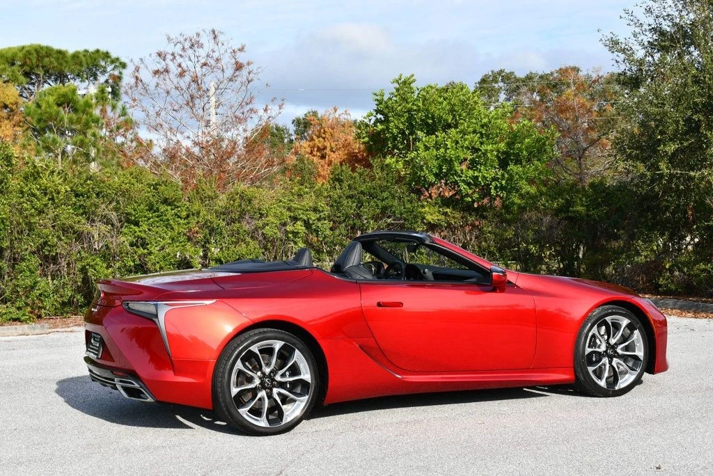 2021 Lexus LC - Image 6 of 12
