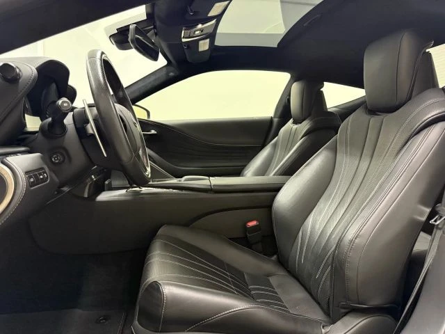 2021 Lexus LC - Image 11 of 21
