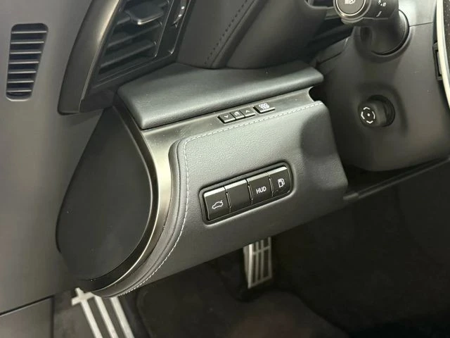 2021 Lexus LC - Image 20 of 21