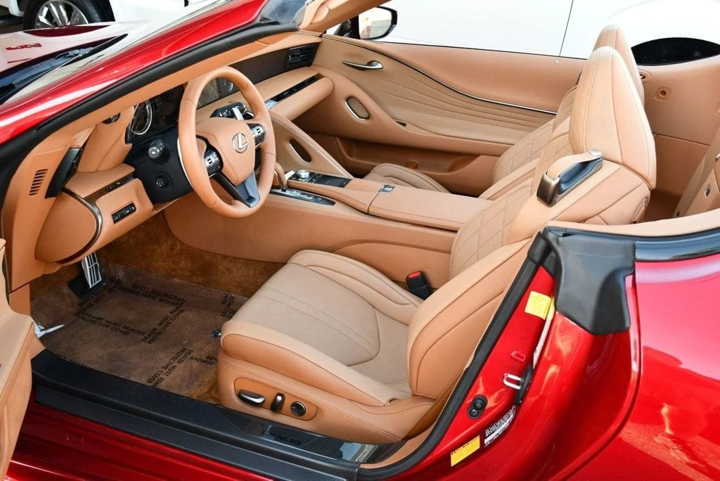 2021 Lexus LC - Image 14 of 21