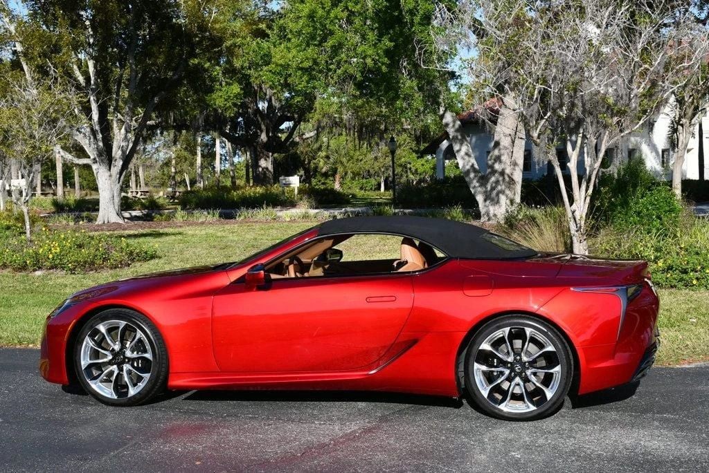 2021 Lexus LC - Image 4 of 21