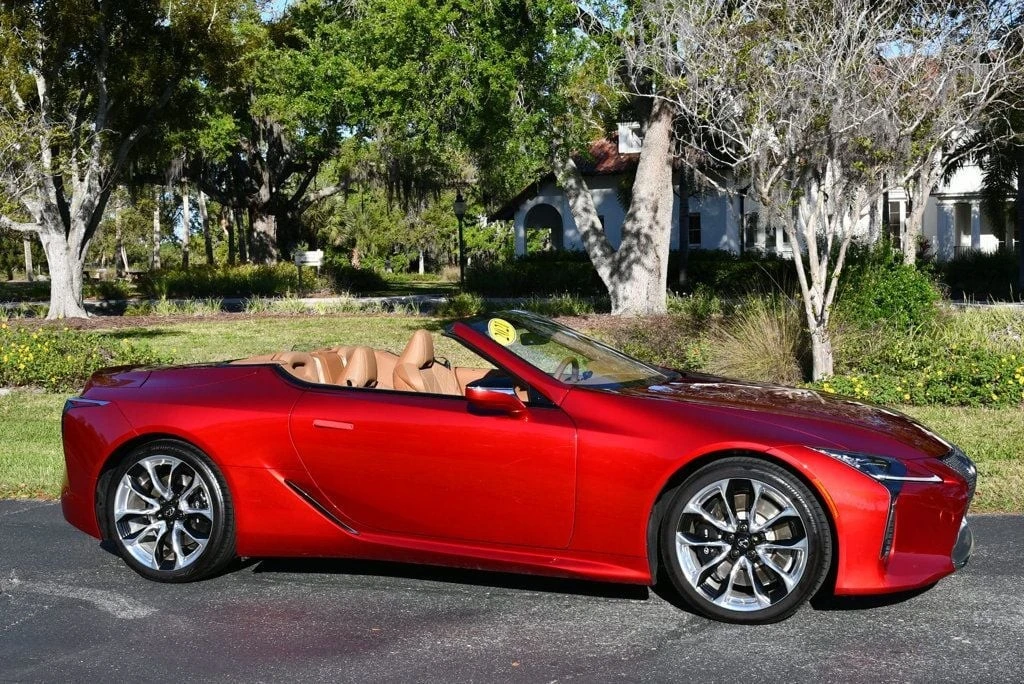 2021 Lexus LC - Image 8 of 21