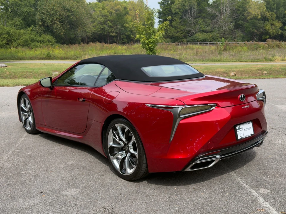 2021 Lexus LC - Image 15 of 31