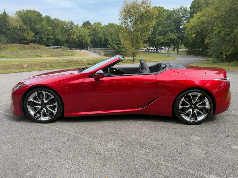 2021 Lexus LC - Image 8 of 31
