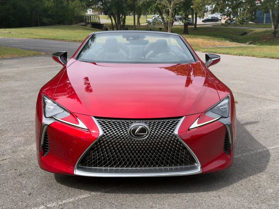 2021 Lexus LC - Image 10 of 31