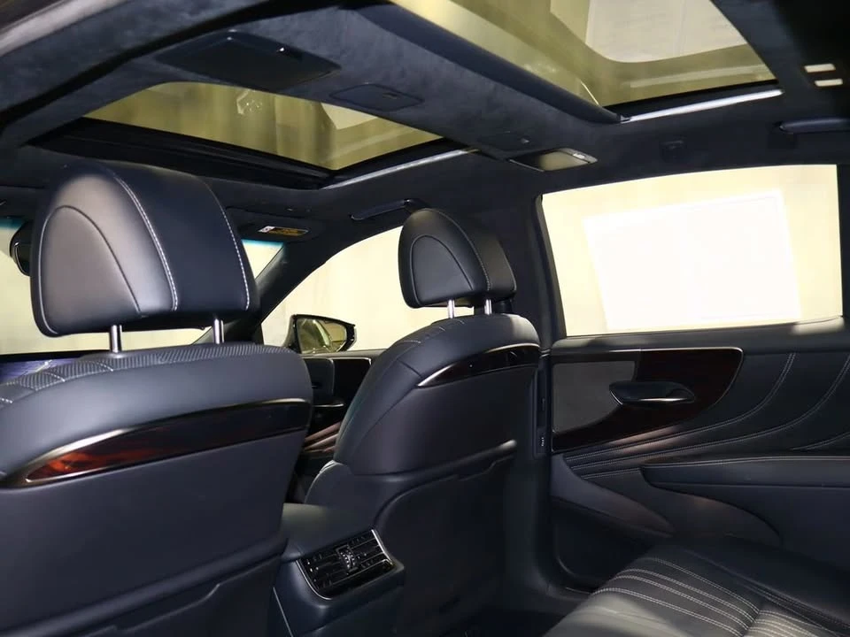 2021 Lexus LS 5th Gen - Image 20 of 20