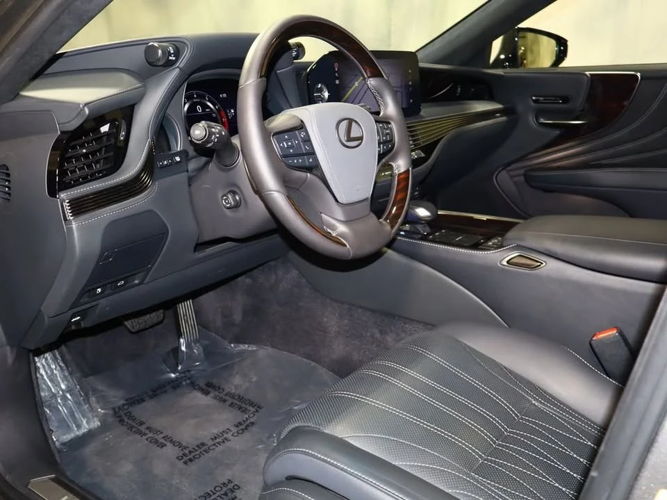 2021 Lexus LS 5th Gen - Image 18 of 20