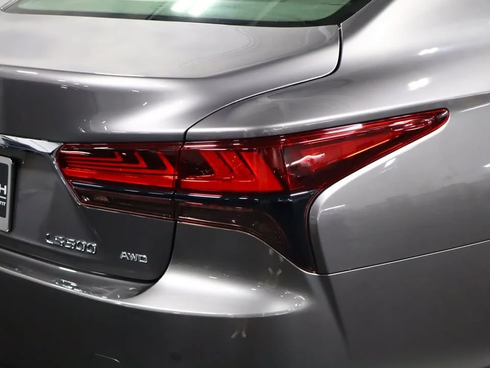 2021 Lexus LS 5th Gen - Image 12 of 20
