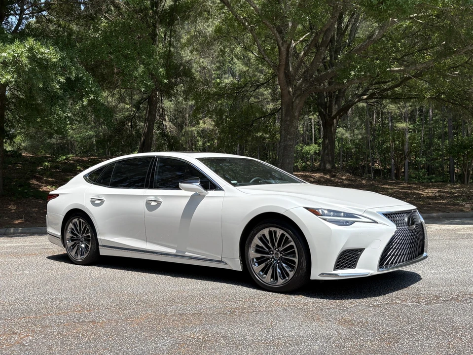 2021 Lexus LS 5th Gen - Image 7 of 28