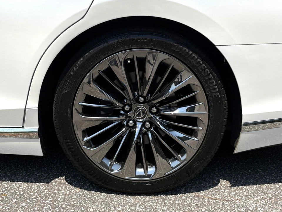 2021 Lexus LS 5th Gen - Image 10 of 28