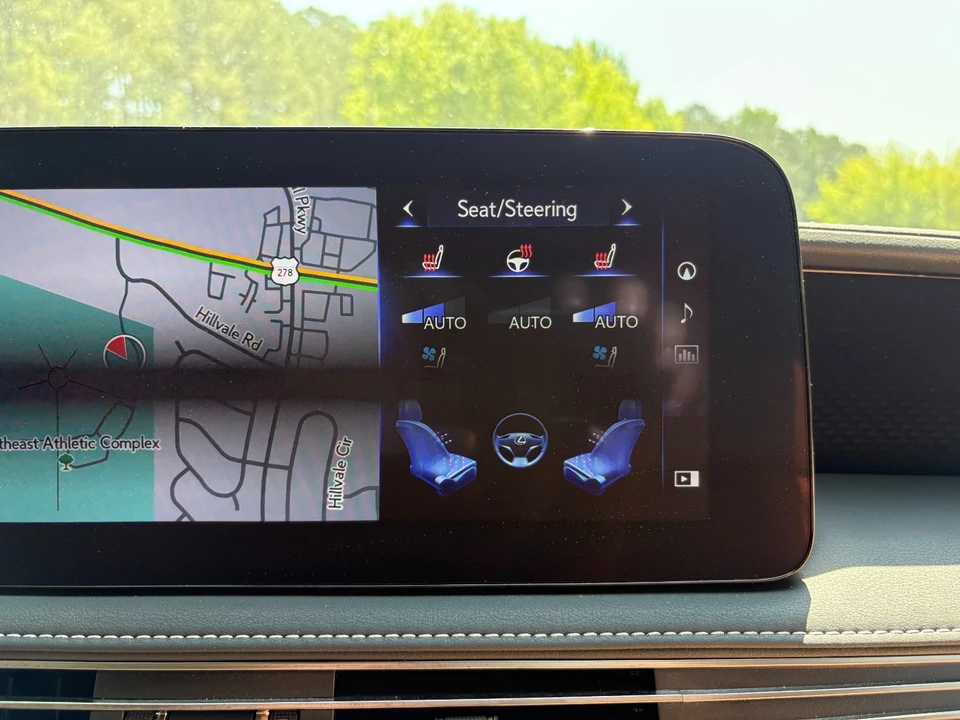 2021 Lexus LS 5th Gen - Image 20 of 28