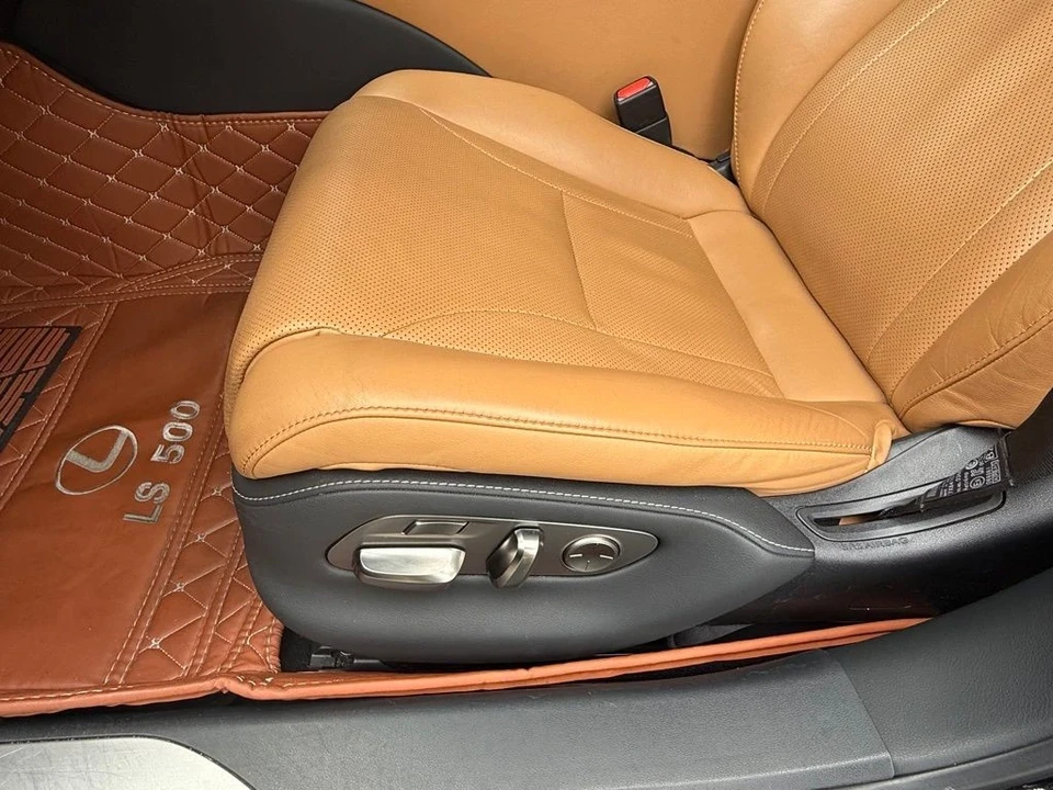 2021 Lexus LS 5th Gen - Image 10 of 12