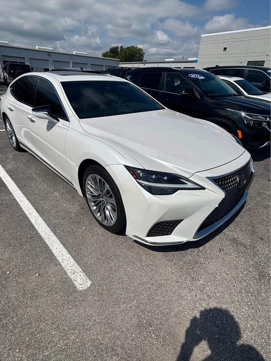 2021 Lexus LS 5th Gen - Image 2 of 3