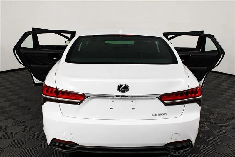 2021 Lexus LS 5th Gen - Image 11 of 20