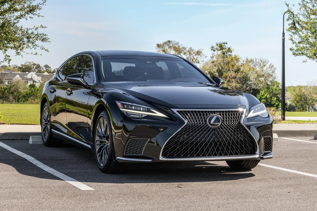 2021 Lexus LS 5th Gen - Image 8 of 31