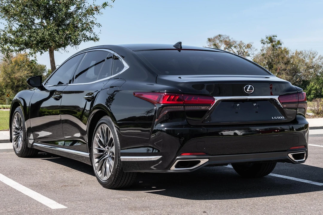 2021 Lexus LS 5th Gen - Image 4 of 31