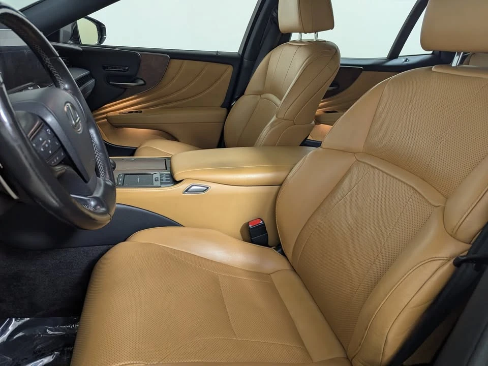 2021 Lexus LS 5th Gen - Image 10 of 12